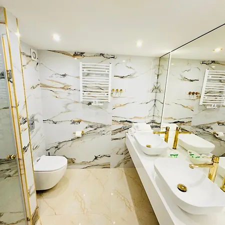 Adonis * Świnoujście